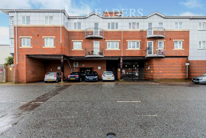 2 Bedroom Flat To Rent In Nancy Road, Portsmouth, PO1