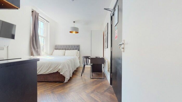 Studio To Rent In Draycott Avenue, London, SW3