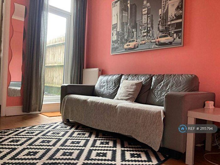 3 Bedroom Terraced House To Rent In Humber Road, Coventry, CV3