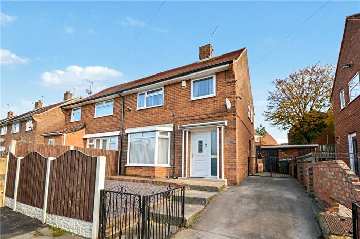 3 Bedroom Semi Detached House For Sale In Winrose Approach, Leeds, West Yorkshire, LS10