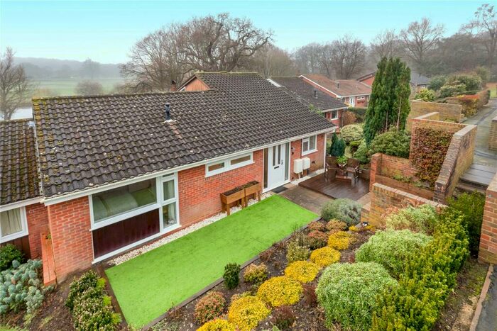 3 Bedroom House To Rent In Gainsborough, Bracknell, Berkshire, RG12