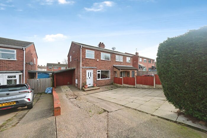 3 Bedroom Semi-Detached House For Sale In Brockenhurst Road, Mansfield, NG19