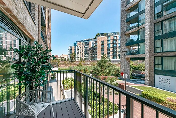 1 Bedroom Flat To Rent In Westwood Building, Chelsea Creek, Fulham, SW6