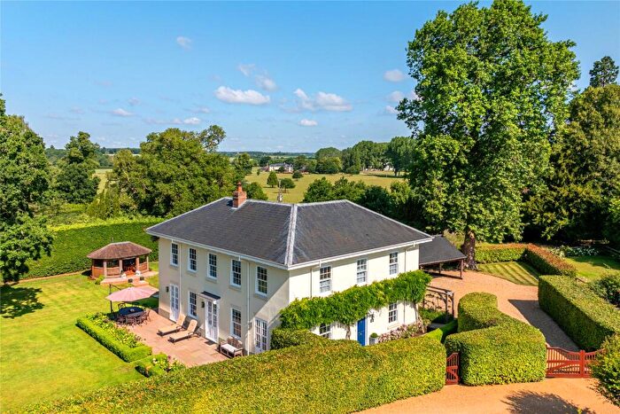 5 Bedroom Detached House For Sale In Garden Lane, Tyringham, Newport Pagnell, Buckinghamshire, MK16