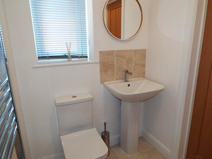 1 Bedroom Flat To Rent In Meadow Road, Bromsgrove, B61