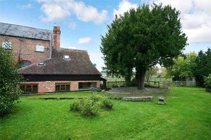 4 Bedroom Semi-detached House To Rent In Knightsbridge Green, Knightsbridge, Cheltenham, Gloucestershire, GL51