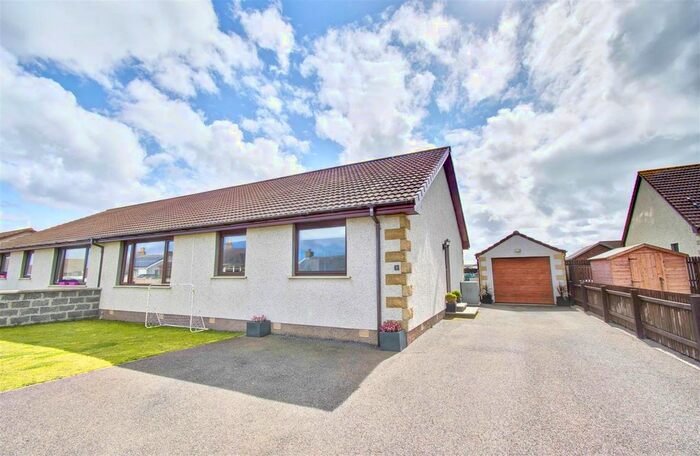3 Bedroom Semi-Detached Bungalow For Sale In Cormack Crescent, Papigoe, Wick, KW1