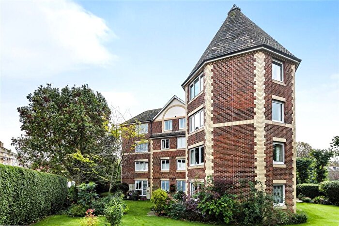 1 Bedroom Flat For Sale In Jews Walk, Sydenham, London, SE26