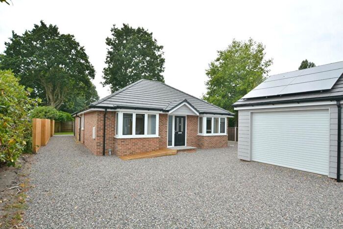 3 Bedroom Detached Bungalow To Rent In Oakhurst Lane, West Moors, Ferndown, BH22