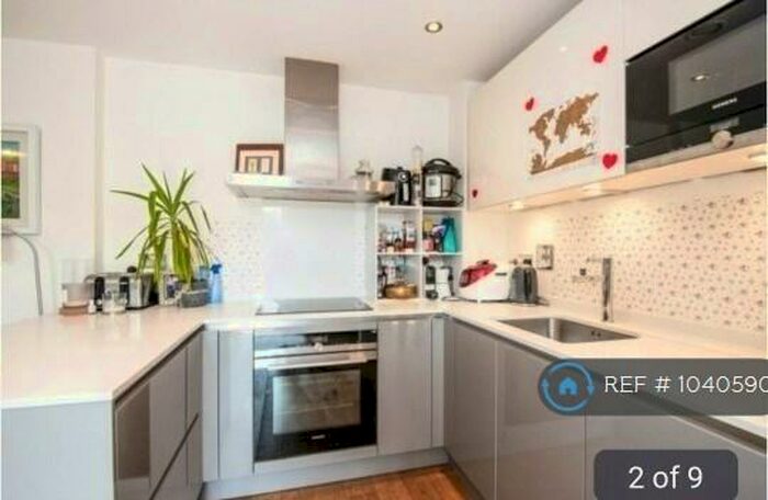 1 Bedroom Flat To Rent In Acer House, Epsom, KT17