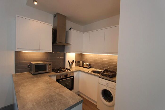 1 Bedroom Flat To Rent In Dalry Road, Dalry, Edinburgh, EH11