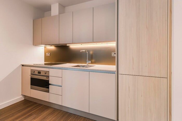 Studio To Rent In Nine Elms Lane, London, SW11