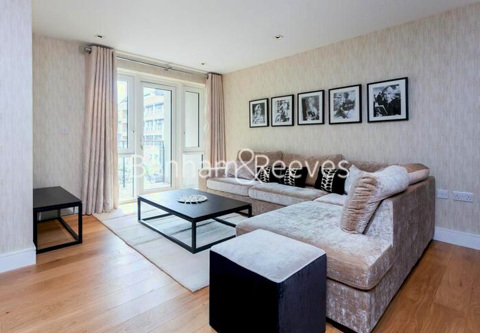 2 Bedroom Flat To Rent In Kew Bridge Road, Brentford, TW8
