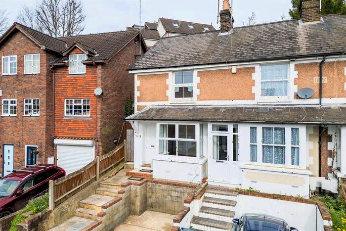 2 Bedroom End Terrace House For Sale In Garlands Road, Redhill, RH1