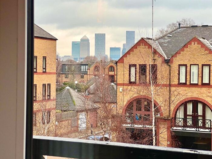 1 Bedroom Maisonette To Rent In Torrington Place, Wapping, E1W