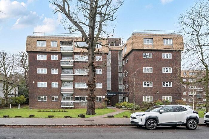 2 Bedroom Flat For Sale In Lodge Close, Edgware, HA8