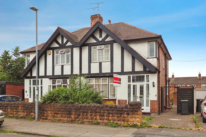 3 Bedroom Semi-Detached House For Sale In Queens Drive, Beeston, Nottingham, Nottinghamshire, NG9