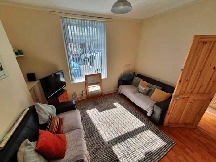 4 Bedroom House To Rent In Letty Street, Cathays, CF24