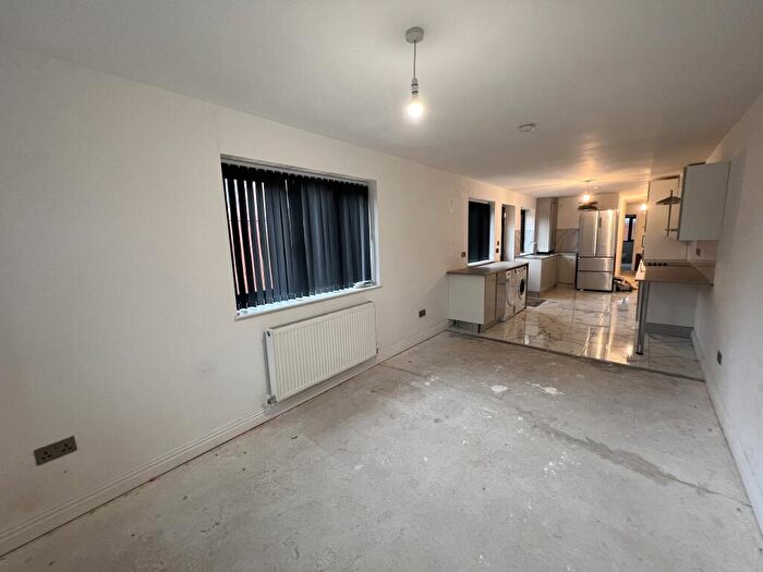 2 Bedroom Bungalow For Sale In A Clinton Street, Worksop, S80