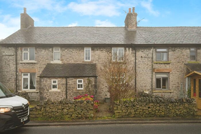 3 Bedroom Terraced House For Sale In Burlow Road, Buxton, Derbyshire, SK17