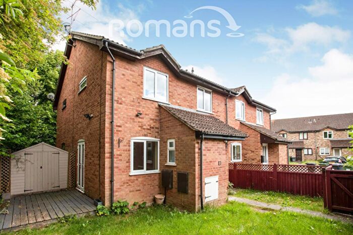 2 Bedroom Terraced House To Rent In Sorrells Close, Chineham, Basingstoke, RG24