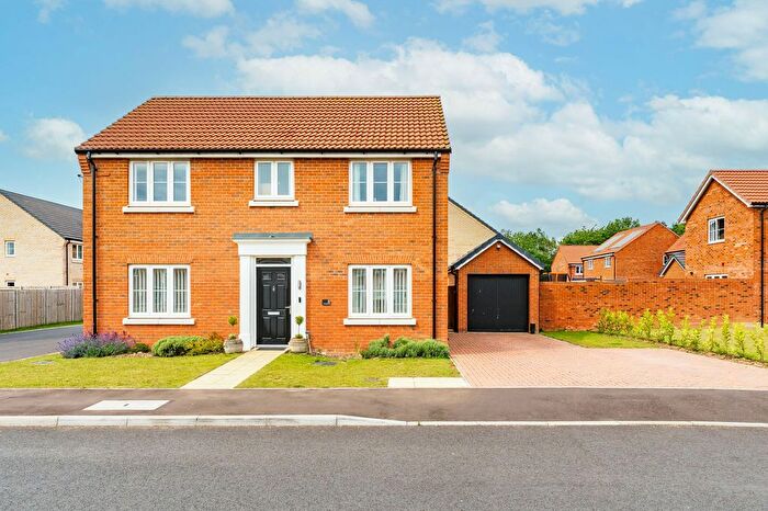 4 Bedroom Detached House For Sale In Spencer Road, Rackheath, NR13