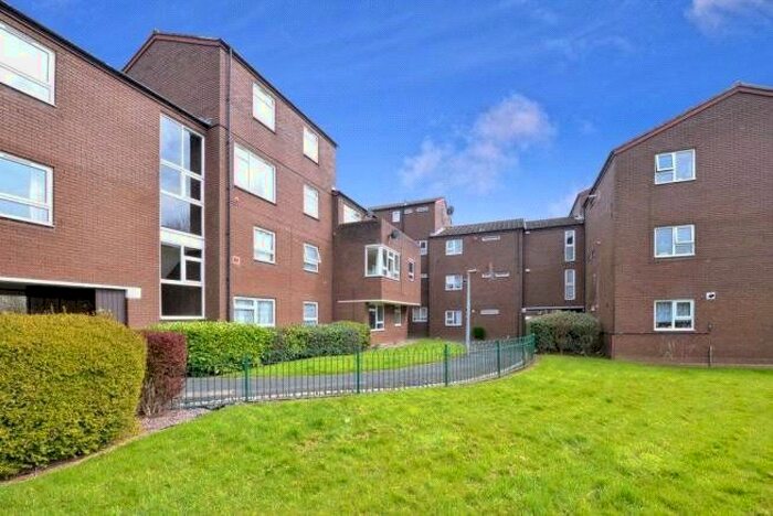 2 Bedroom Flat To Rent In Boulton Grange, Randlay, Telford, Shropshire, TF3