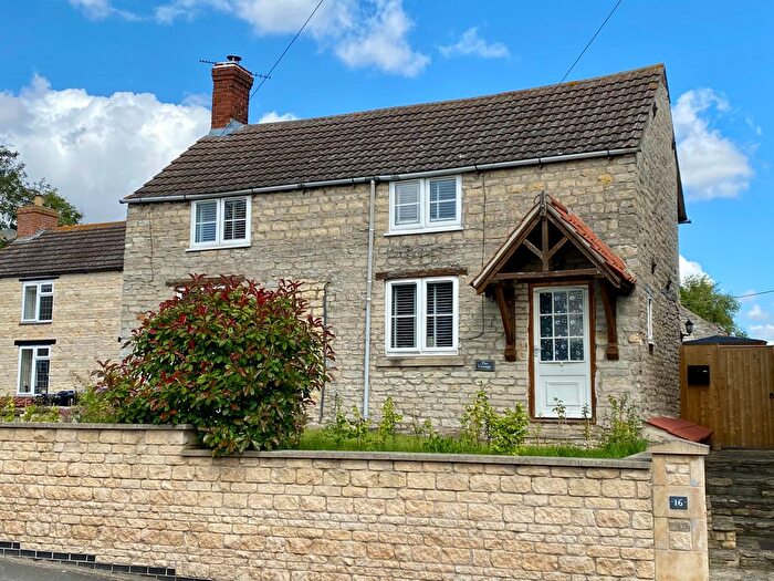 3 Bedroom Cottage For Sale In Chapel Hill, Ropsley, NG33