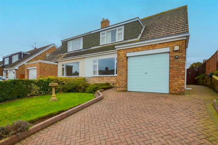 3 Bedroom Property For Sale In Wilton Bank, Saltburn-By-The-Sea, TS12