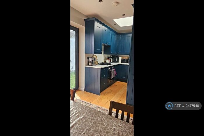 2 Bedroom Bungalow To Rent In Bittacy Rd, London, NW7