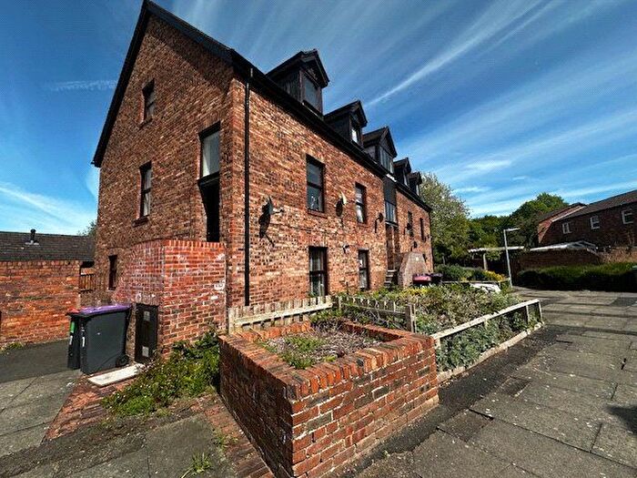 2 Bedroom Flat To Rent In Epsom Court, Leegomery, Telford, Shropshire, TF1