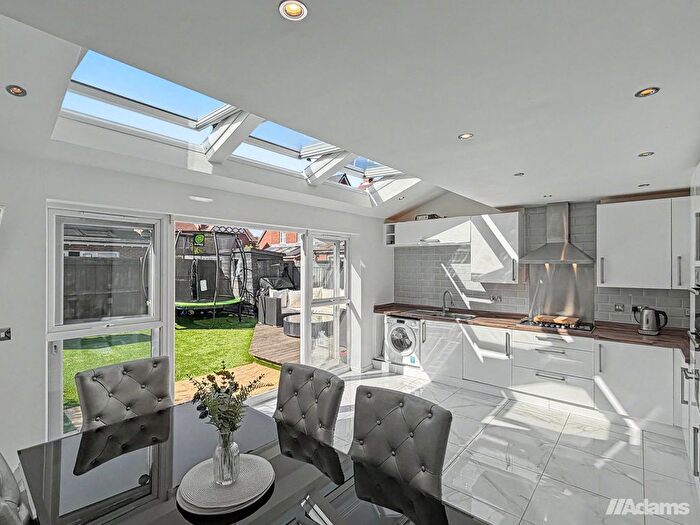 3 Bedroom Detached House For Sale In Connaught Crescent, Widnes, WA8