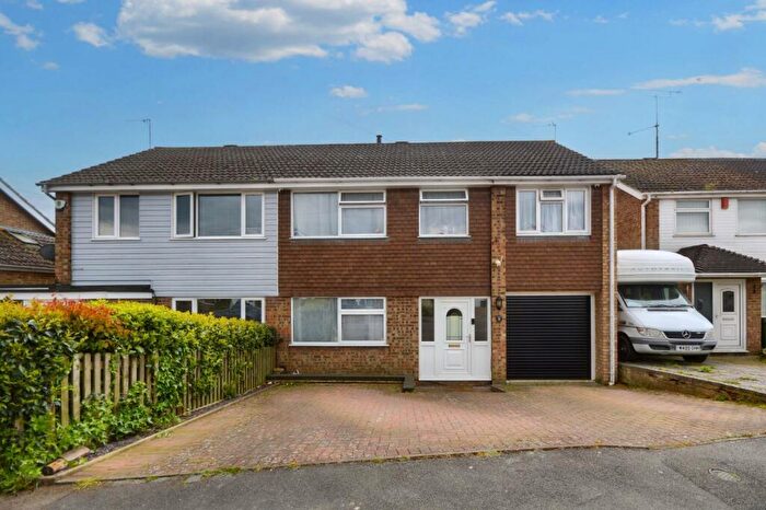 4 Bedroom Semi-Detached House For Sale In Gray Close, Earls Barton, Northampton, NN6