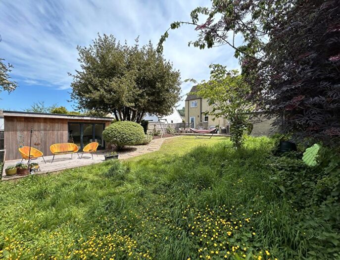 4 Bedroom Detached House For Sale In Ash Road, Lightpill, Stroud, GL5