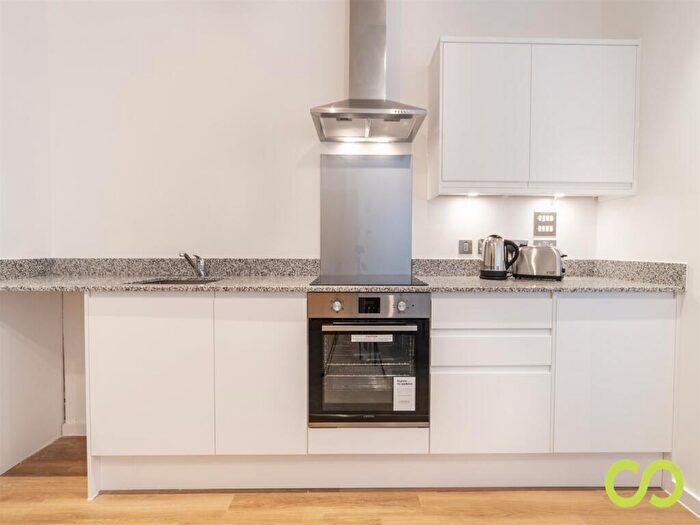 1 Bedroom Flat To Rent In Ilford Hill, Ilford, IG1