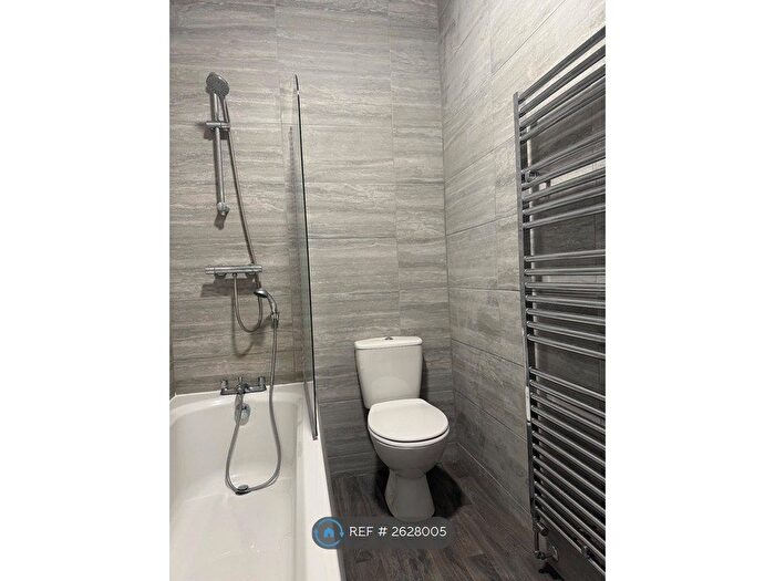2 Bedroom Terraced House To Rent In Johnson Terrace, Morley, Leeds, LS27
