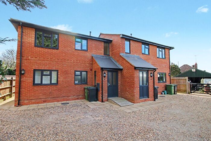 1 Bedroom Maisonette To Rent In Ash Street, Aldershot, Hampshire, GU12