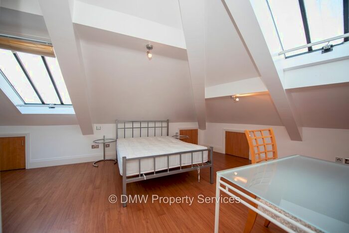 2 Bedroom Flat To Rent In George Street, Nottingham, NG1