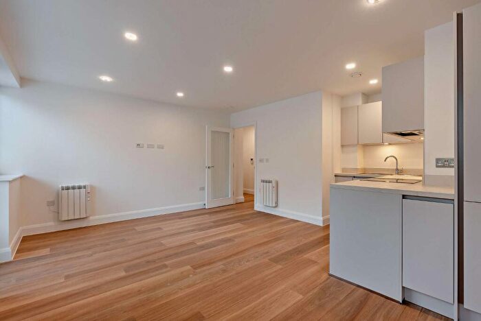 1 Bedroom Flat To Rent In Pegasus Way, Haddenham, HP17