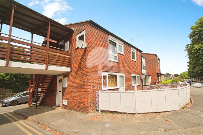 1 Bedroom Maisonette To Rent In Braybourne Close, Uxbridge, UB8