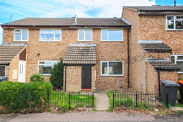 3 Bedroom Terraced House For Sale In Burgess Close, Kempston, Bedford, Bedfordshire, MK42