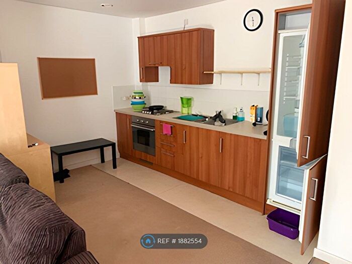 1 Bedroom Flat To Rent In Longitude Apartments, Croydon, CR0