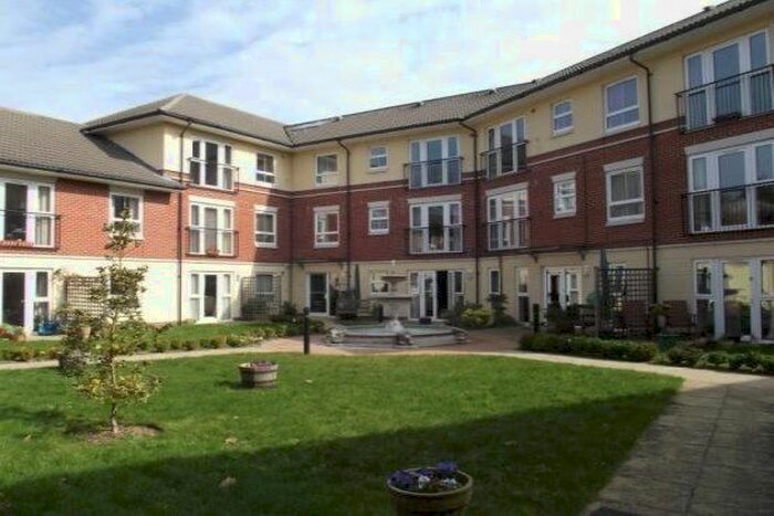 1 Bedroom Flat To Rent In Rollesbrook Gardens, Southampton, SO15