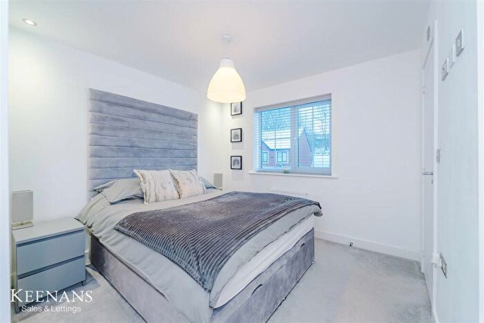 3 Bedroom Semi-Detached House For Sale In Weaver Avenue, Rawtenstall, BB4