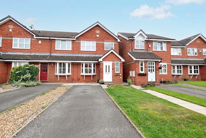 3 Bedroom Terraced House For Sale In Gordon Road, Monton, M30