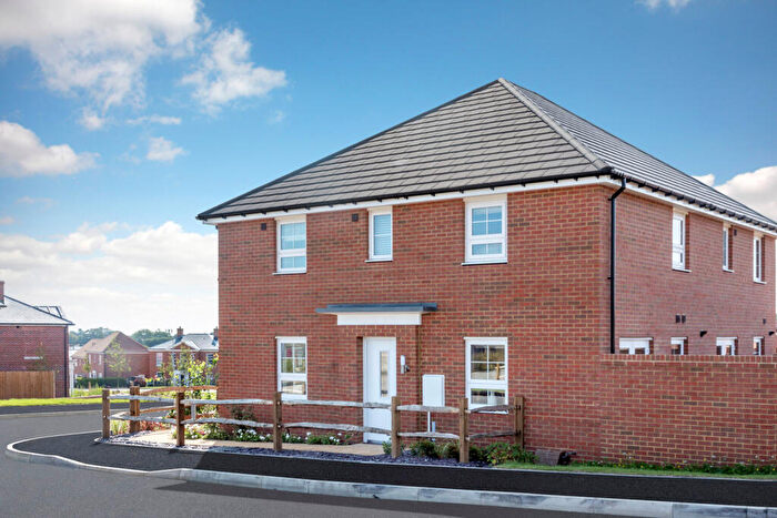 3 Bedroom End Of Terrace House For Sale In Richmond Way, Whitfield, Dover, CT16