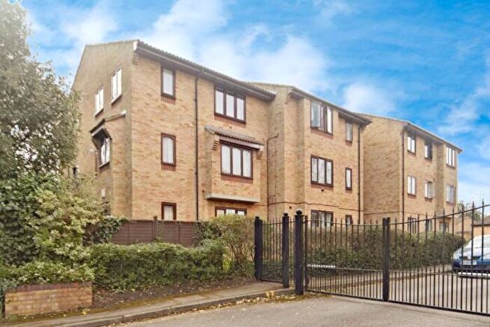 1 Bedroom Flat To Rent In Ludford Close, Croydon, CR0