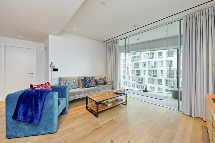 2 Bedroom Property To Rent In Oakley House, SW11