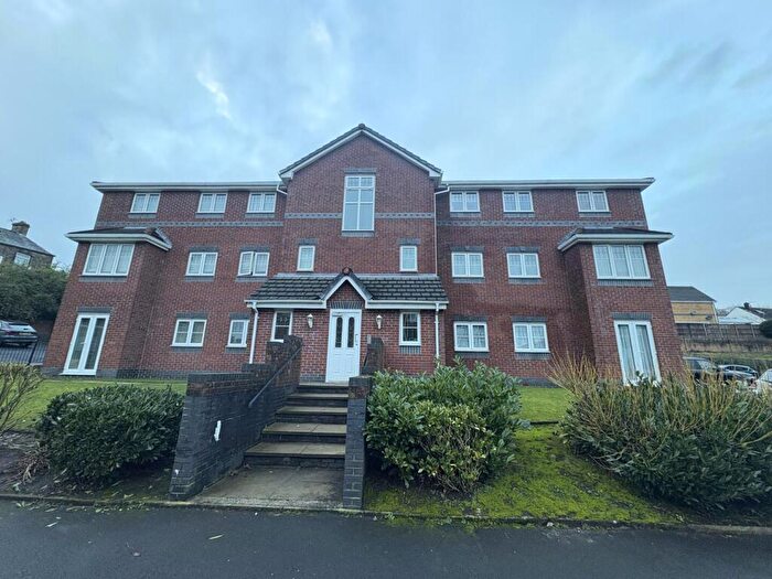 2 Bedroom Apartment For Sale In Sims Close, Ramsbottom, Bury, BL0