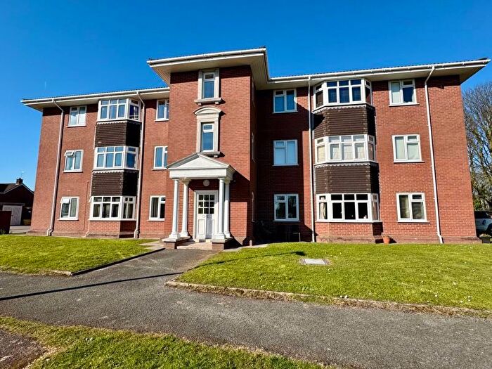 1 Bedroom Flat To Rent In Jubilee Court, Ravenscroft, Holmes Chapel, Crewe, CW4